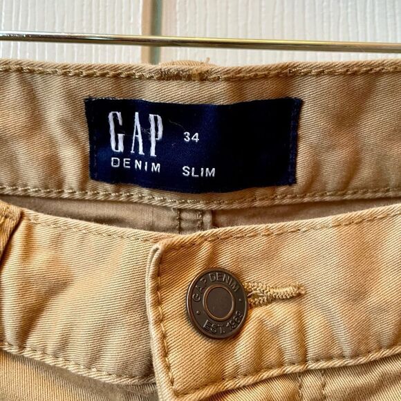 TAN GAP DENIM SLIM FITTING SHORTS SIZE 34 - Picture 3 of 5